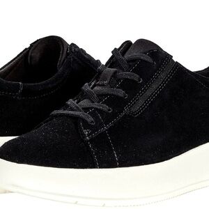 Clarks Collection Layton Lace Platform Sneakers Black Suede Sneakers Size 7.5